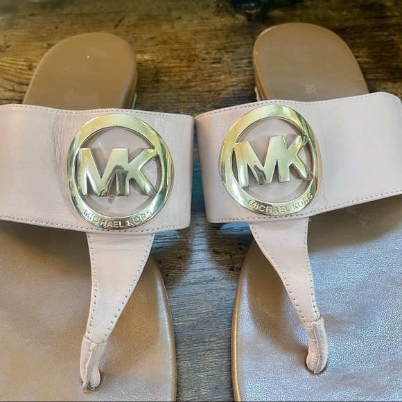 Michael Kors Sandals - Size 8 - Picture 4 of 6